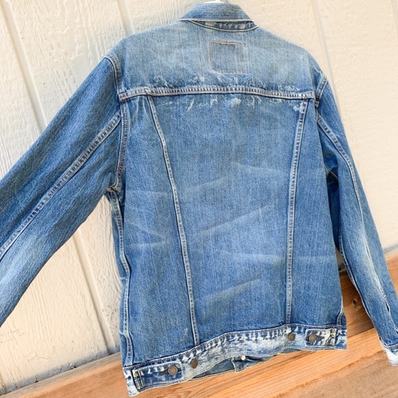 Levi’s classic vintage oversized cotton acid washed denim blue jean jacket - Picture 5 of 15